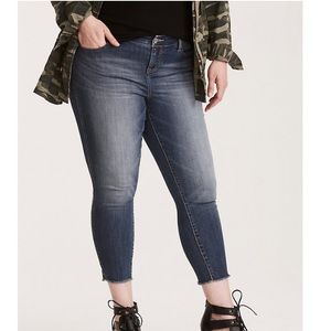 💙💖TORRID ultra skinny jeans 👖